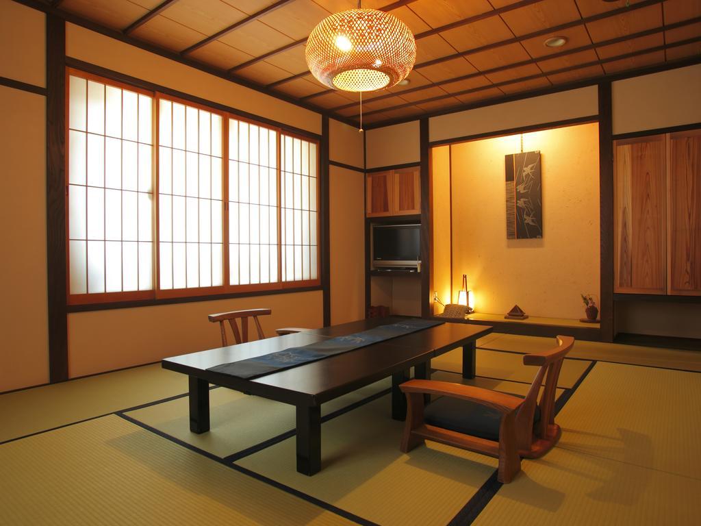Hanaougi Bettei Iiyama Такаяма Экстерьер фото