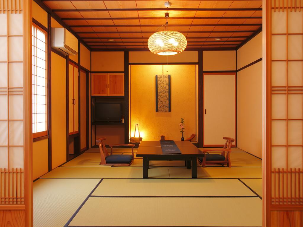 Hanaougi Bettei Iiyama Такаяма Экстерьер фото