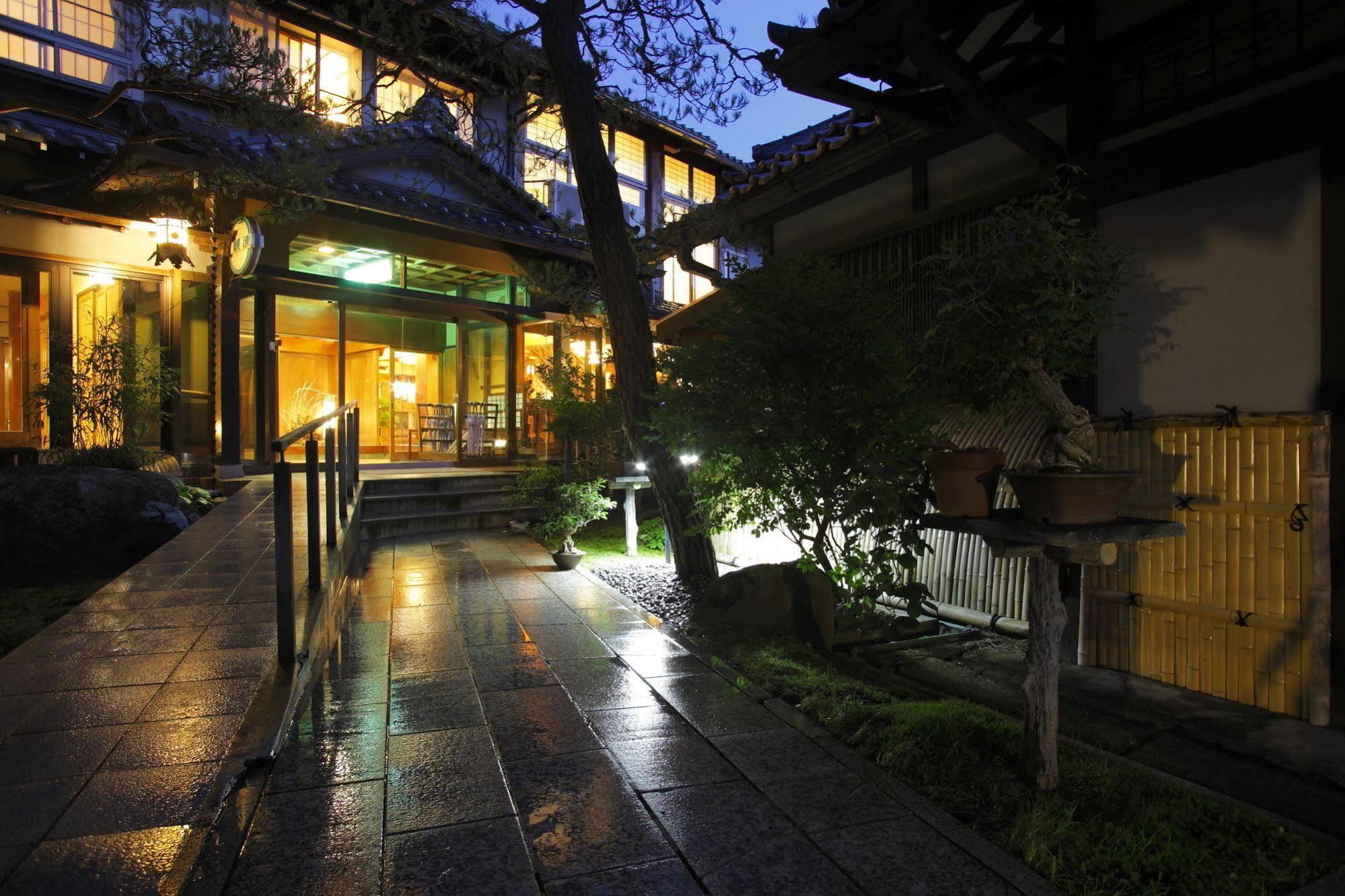 Hanaougi Bettei Iiyama Такаяма Экстерьер фото